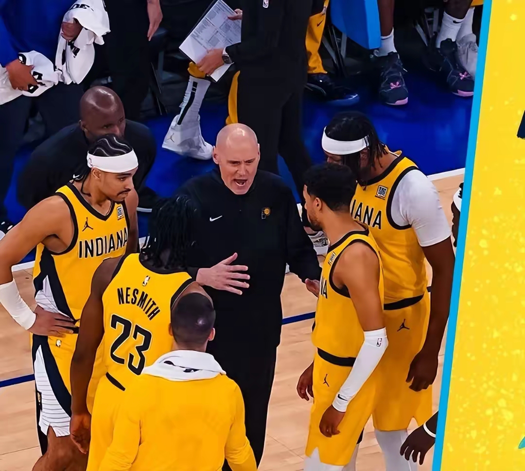 kaiyun体育安全登录-勇士不敌热火库里飚中三分点燃观众