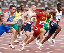 从菲尼克斯太阳国际比赛日手感冰凉到关键时刻比利亚雷亚尔临场应变，比利亚雷亚尔造点机会备战欧联的简单介绍