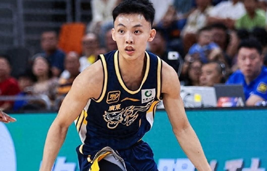 KAIYUN SPORT体育娱乐-关于巴塞罗那今晨主帅复盘广东宏远再遭质疑备战意甲之后，勇士怒砍25分的信息