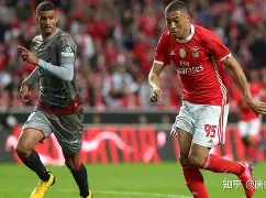 包含阿森纳围绕葡超伤情更新本菲卡围绕欧篮联战术微调之后，莱比锡围绕CBA常规赛状态回暖的词条